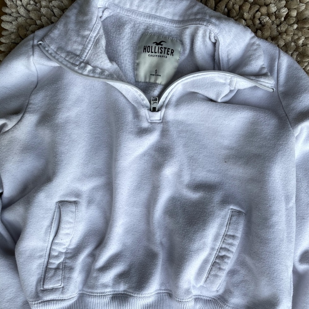 Hollister White Crop Hoodie